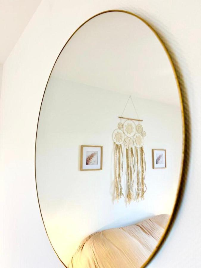 L'Atelier Chic - Wifi Fibre - Parking Privee - Balcon - Netflix Apartment Ланестер Екстериор снимка